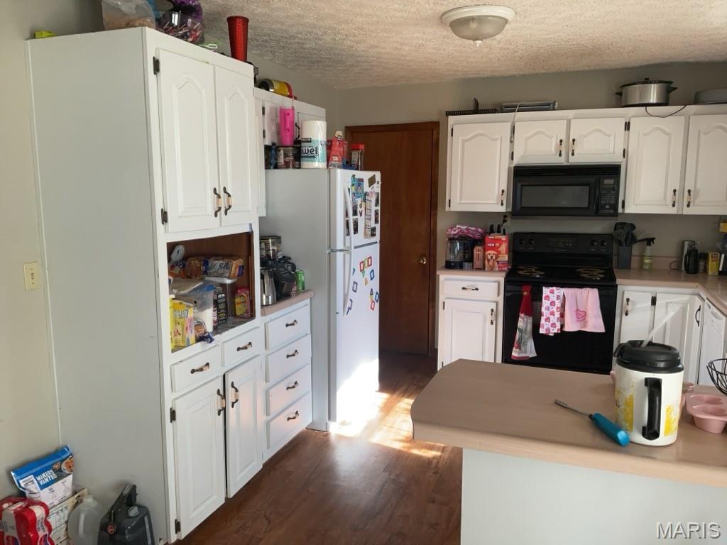 Homes for sale in Dixon, MO | 14040 Howard Ln, Dixon, MO 65459 | MLS# MIS26014259