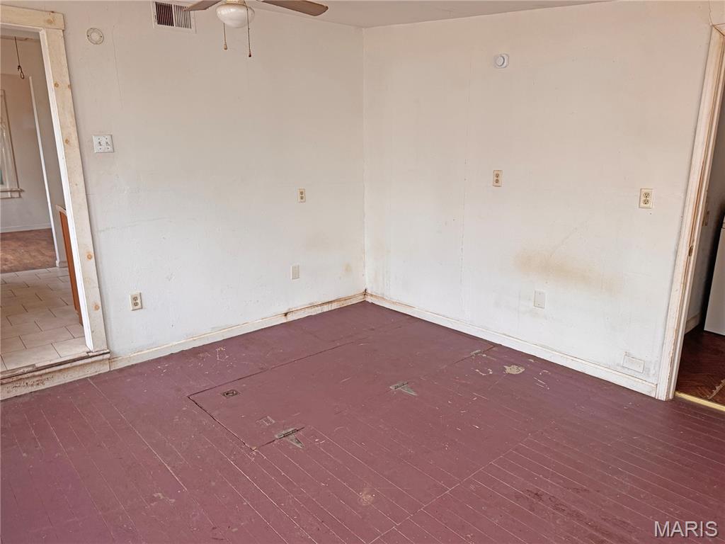 Homes for sale in Bismarck, MO | 567 N Lakeshore Dr, Bismarck, MO 63624 | MLS# MIS26014469