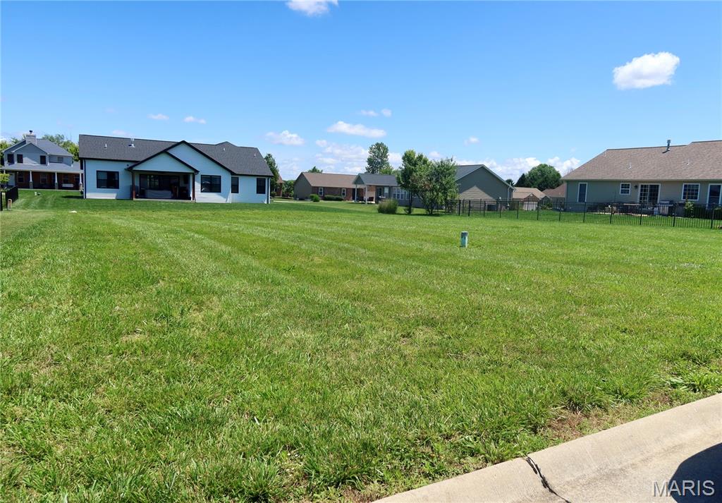 Homes for sale in Millstadt, IL | 405 Bardswell Dr, Millstadt, IL 62260 | MLS# MIS26014603