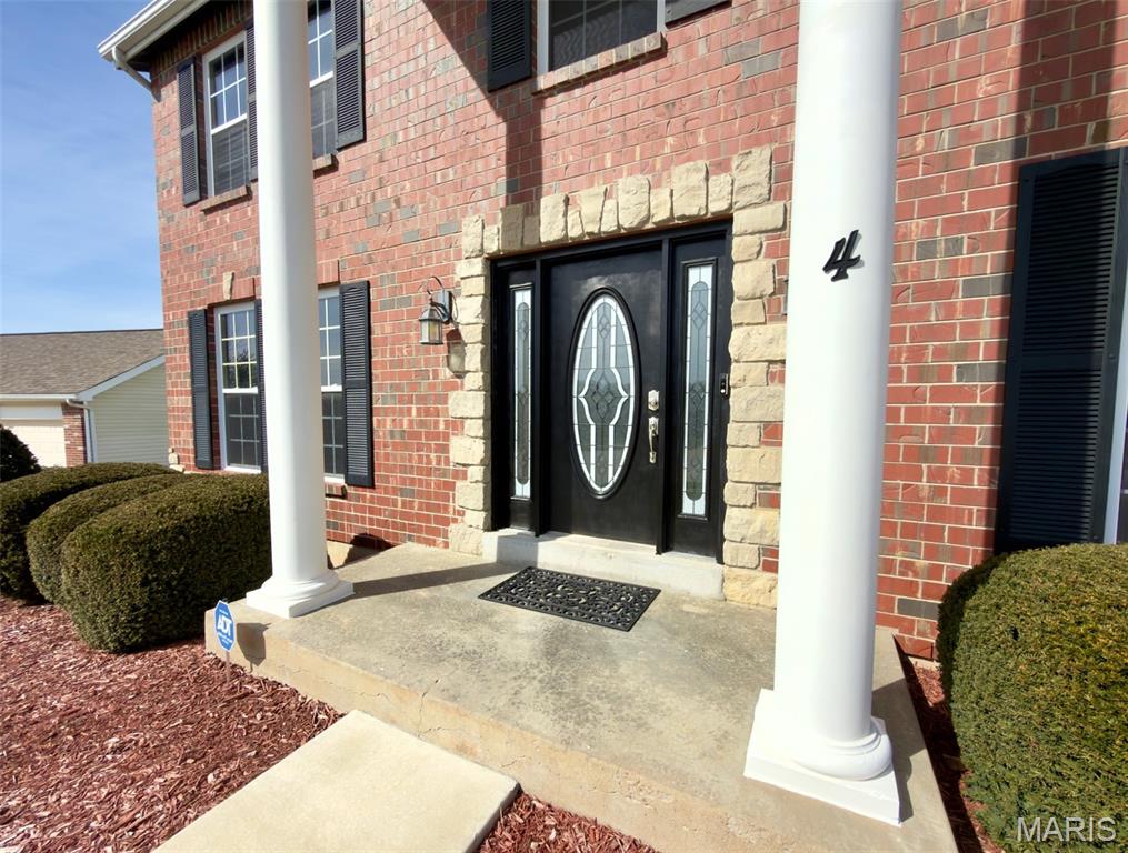 2nd image of 4 Pasture View Ct, Wentzville, MO 63385 | MLS# MIS26015053