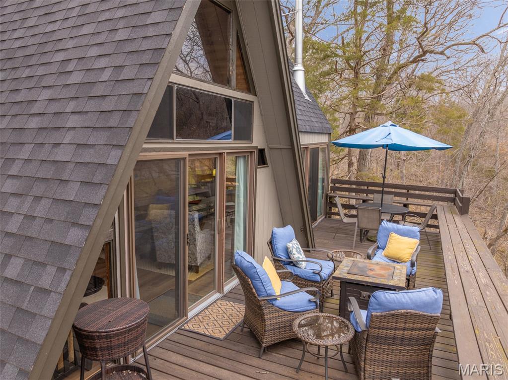 Homes for sale in Innsbrook, MO | 933 Woodlake Dr, Innsbrook, MO 63390 | MLS# MIS26015086