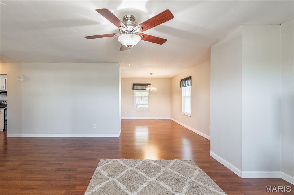 Homes for sale in Perryville, MO | 909 Schindler Rd, Perryville, MO 63775 | MLS# MIS26015142