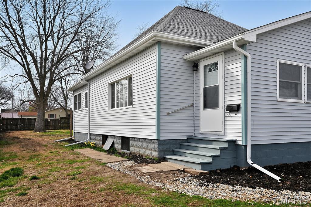 Homes for sale in Litchfield, IL | 839 S Jackson St, Litchfield, IL 62056 | MLS# MIS26015235