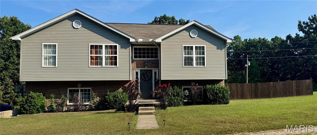 Homes for sale in Newburg, MO | 14345 County Road 7240, Newburg, MO 65550 | MLS# MIS26015314