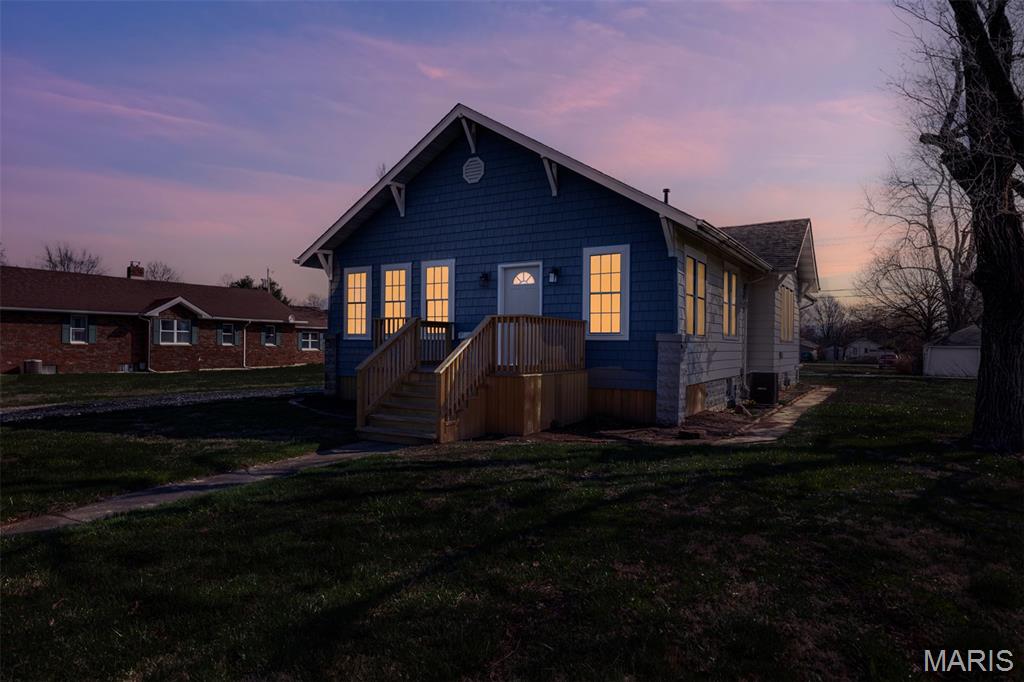 Homes for sale in Gillespie, IL | 705 N Macoupin St, Gillespie, IL 62033 | MLS# MIS26015415