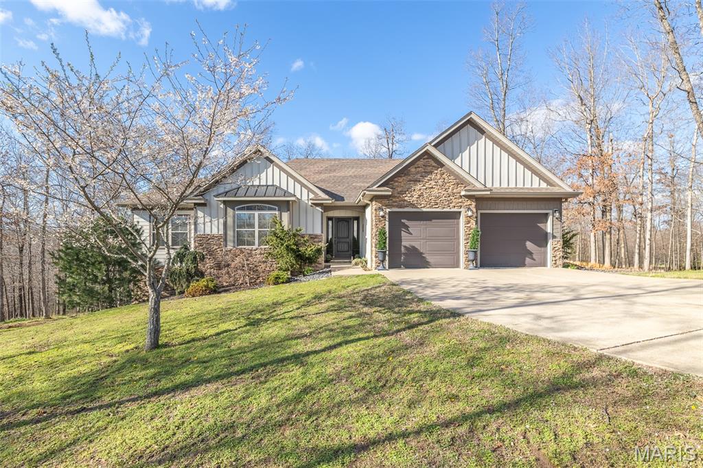 Homes for sale in Poplar Bluff, MO | 224 Timber Way Dr, Poplar Bluff, MO 63901 | MLS# MIS26015481