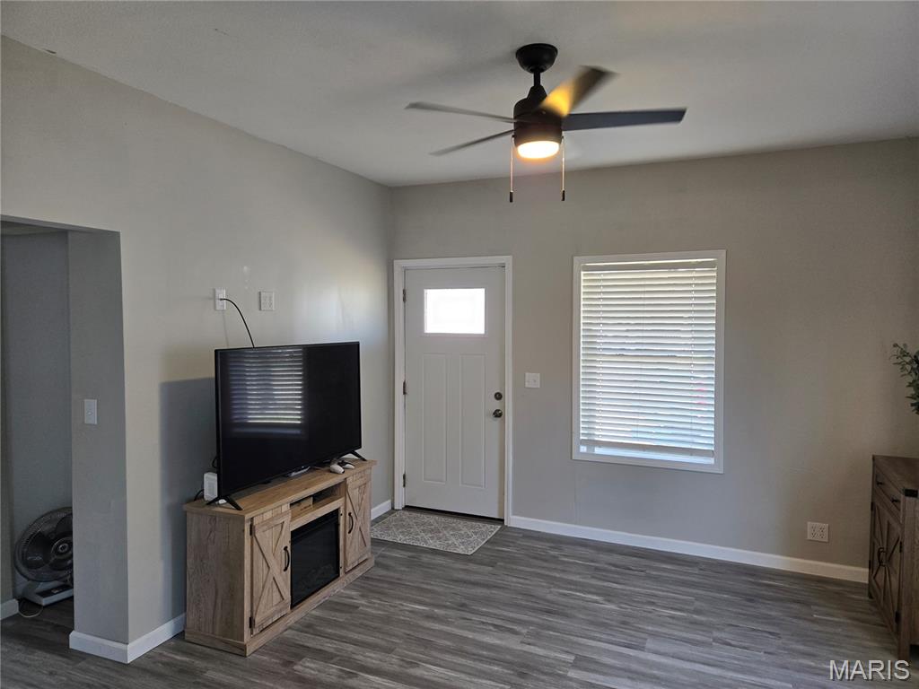 Homes for sale in Gillespie, IL | 212 E Elm St, Gillespie, IL 62033 | MLS# MIS26015566