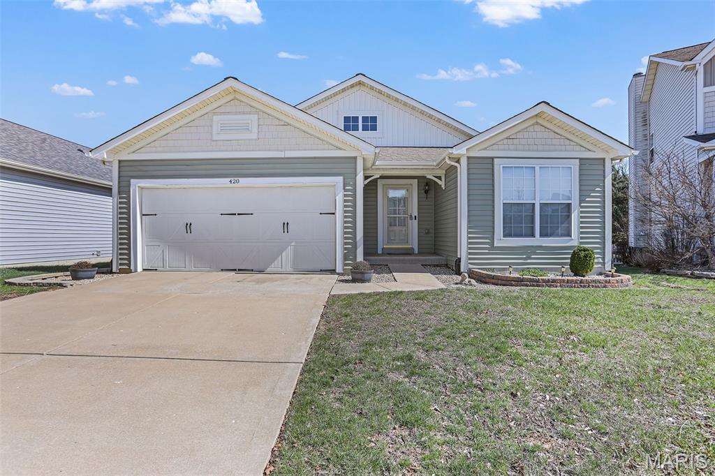 Homes for sale in Lake St Louis, MO | 420 Country Stone Dr, Lake St Louis, MO 63367 | MLS# MIS26015865