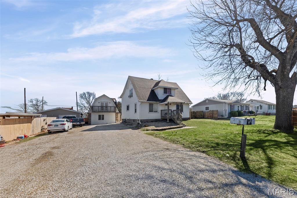 Homes for sale in Bethalto, IL | 411 Sheridan St, Bethalto, IL 62010 | MLS# MIS26015888