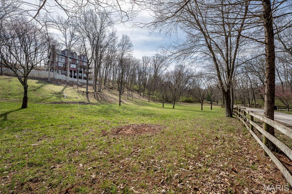 24th image of 3589 Hawks Point Rd, Wildwood, MO 63069 | MLS# MIS26015894