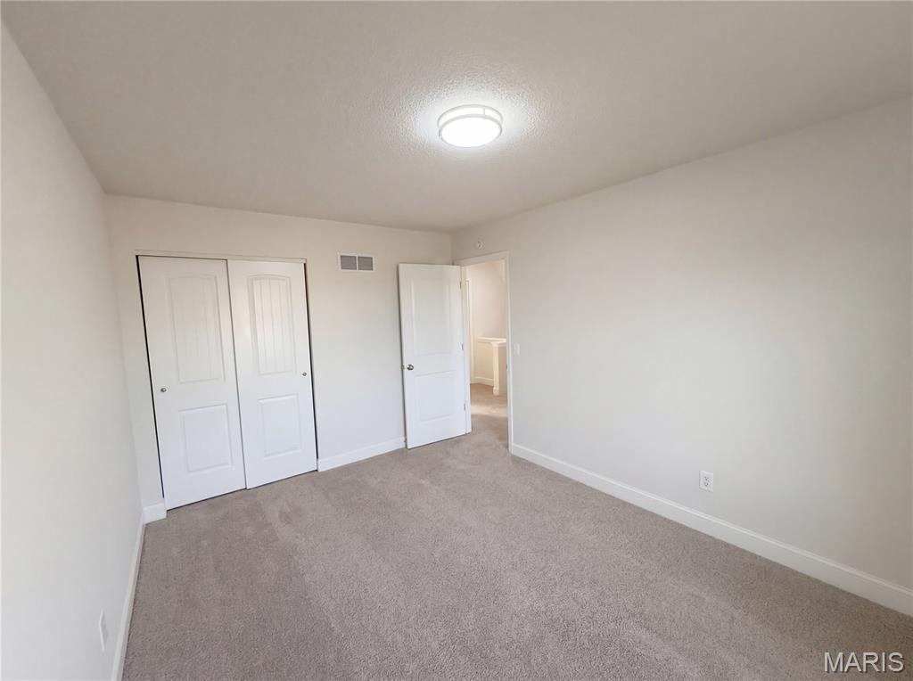 Homes for sale in Troy, MO | 945 Countryside Dr, Troy, MO 63379 | MLS# MIS26015901