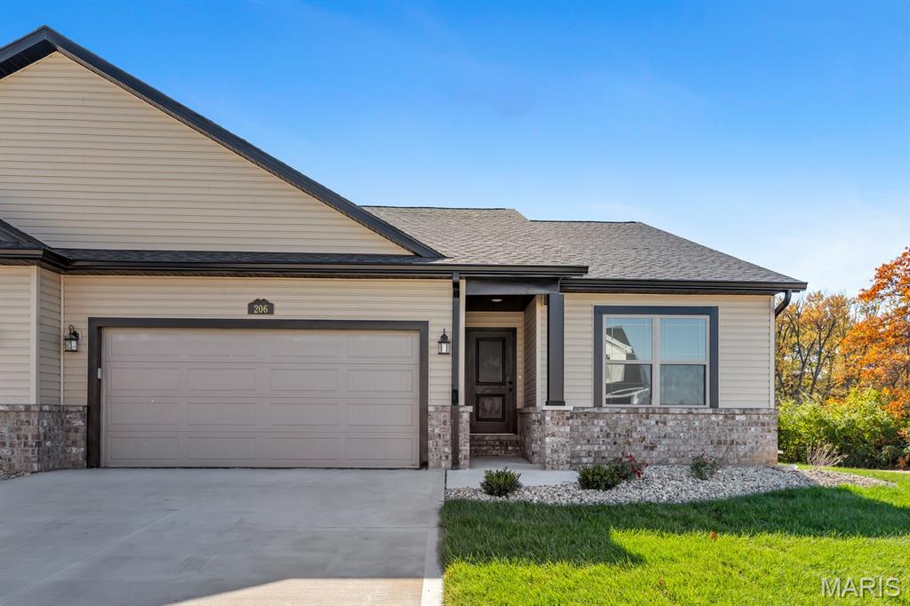 Homes for sale in Bethalto, IL | 206 Wrigley Field, Bethalto, IL 62010 | MLS# MIS26015954