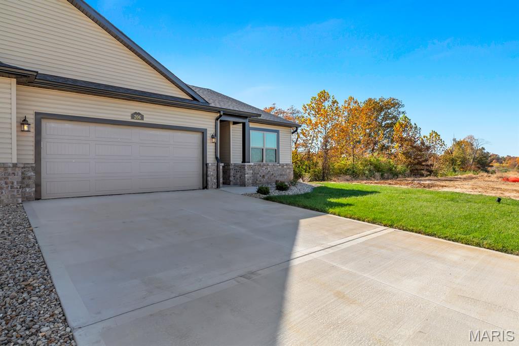 Homes for sale in Bethalto, IL | 206 Wrigley Field, Bethalto, IL 62010 | MLS# MIS26015954