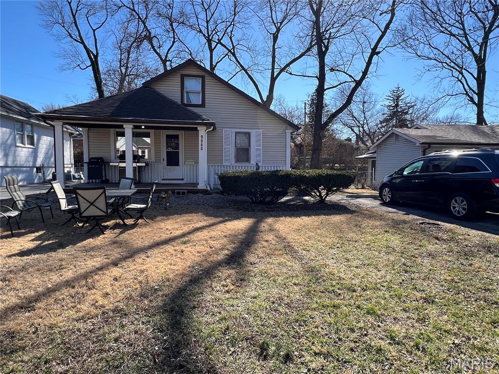 Homes for sale in St John, MO | 9060 Patrick Dr, St John, MO 63114 | MLS# MIS26015996