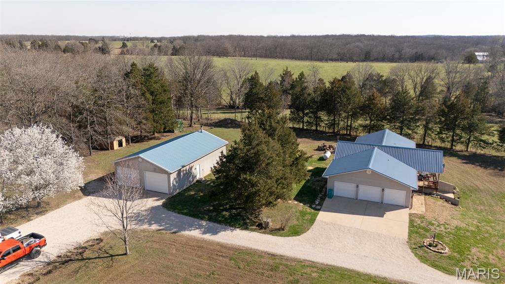 Homes for sale in Bourbon, MO | 105 Rohrer Rd, Bourbon, MO 65441 | MLS# MIS26016055