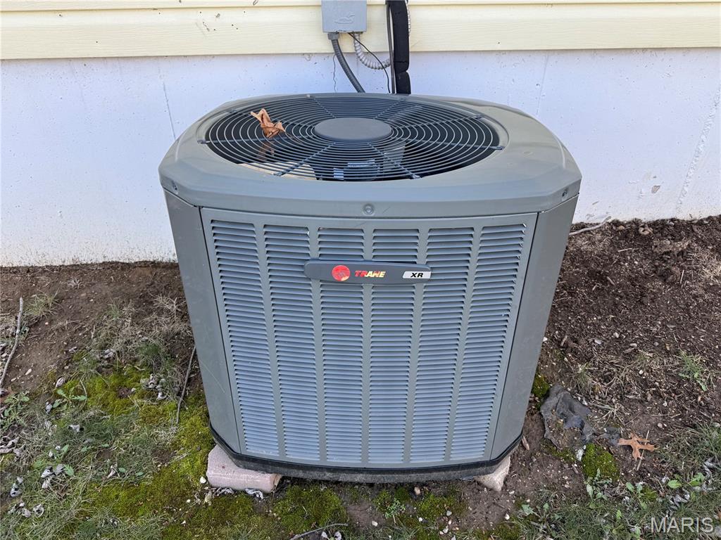 Homes for sale in Old Monroe, MO | 34 Junction Dr, Old Monroe, MO 63369 | MLS# MIS26016086