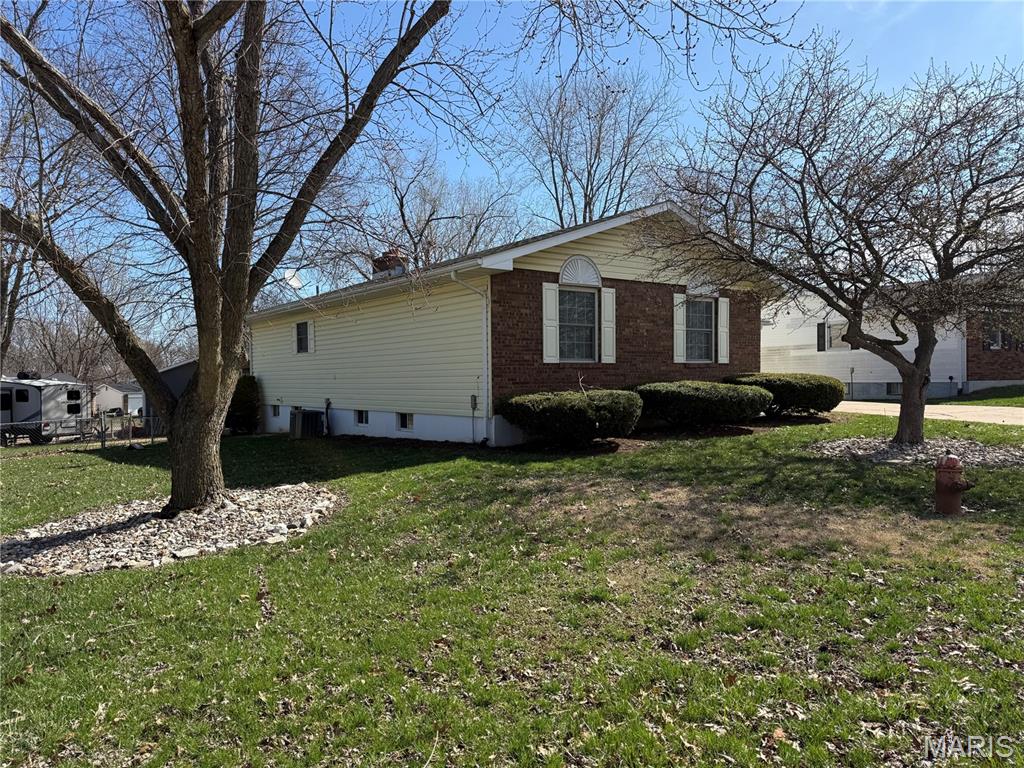 Homes for sale in Old Monroe, MO | 34 Junction Dr, Old Monroe, MO 63369 | MLS# MIS26016086