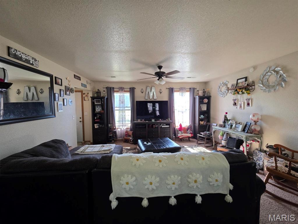 Homes for sale in Licking, MO | 17160 Hwy Bb, Licking, MO 65542 | MLS# MIS26016234