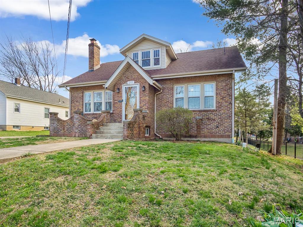 Homes for sale in Waterloo, IL | 240 N Main St, Waterloo, IL 62298 | MLS# MIS26016344