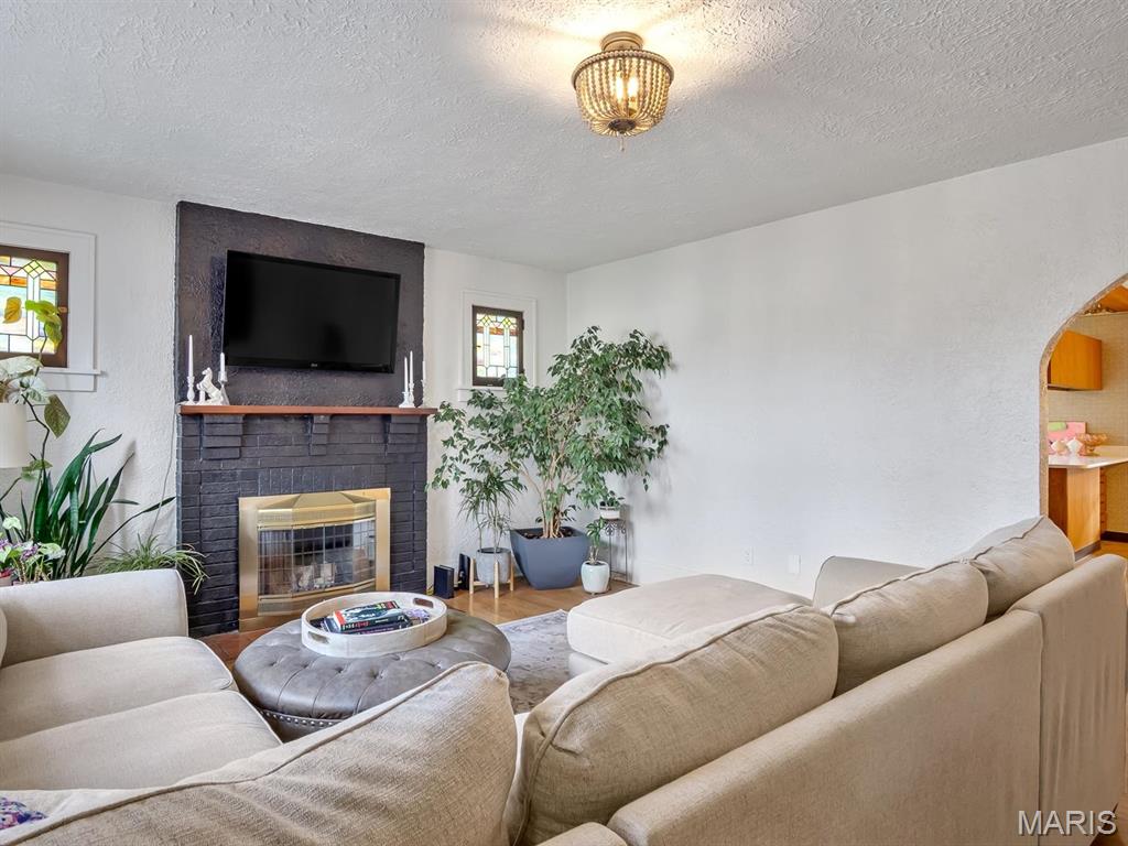 Homes for sale in Waterloo, IL | 240 N Main St, Waterloo, IL 62298 | MLS# MIS26016344