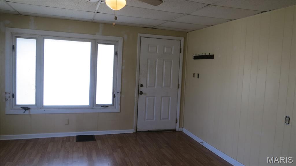 Homes for sale in East Alton, IL | 154 S Pence St, East Alton, IL 62024 | MLS# MIS26016403