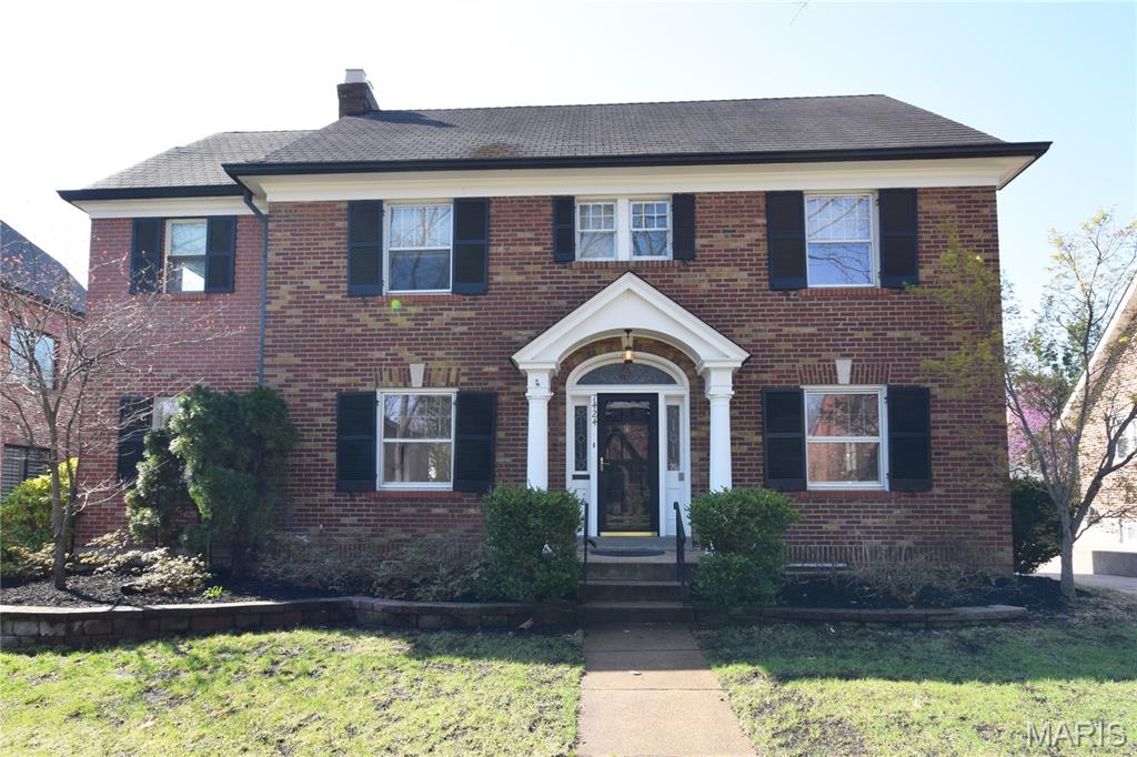 Homes for sale in Clayton, MO | 7424 Buckingham Dr, Clayton, MO 63105 | MLS# MIS26018218