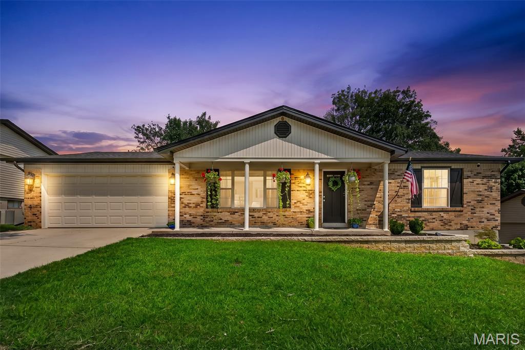 1st image of 5830 Falcon View Ln, Saint Louis, MO 63129 | MLS# MIS26018491