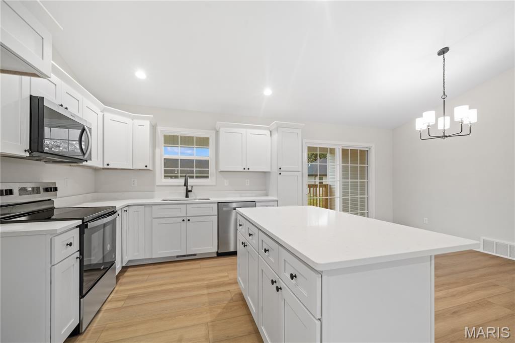 5th image of 4002 Chapel Ridge Dr, Jackson, MO 63755 | MLS# MIS26019155