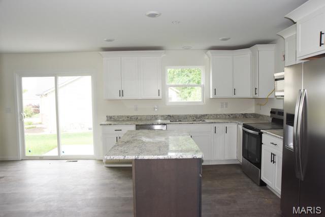 Homes for sale in Glen Carbon, IL | 3160 Birmingham Dr, Glen Carbon, IL 62034 | MLS# MIS26019683