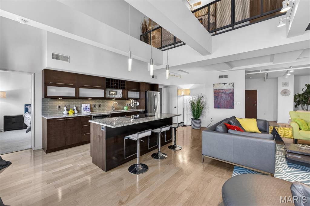 5th image of 915 Olive St, St. Louis, MO 63101