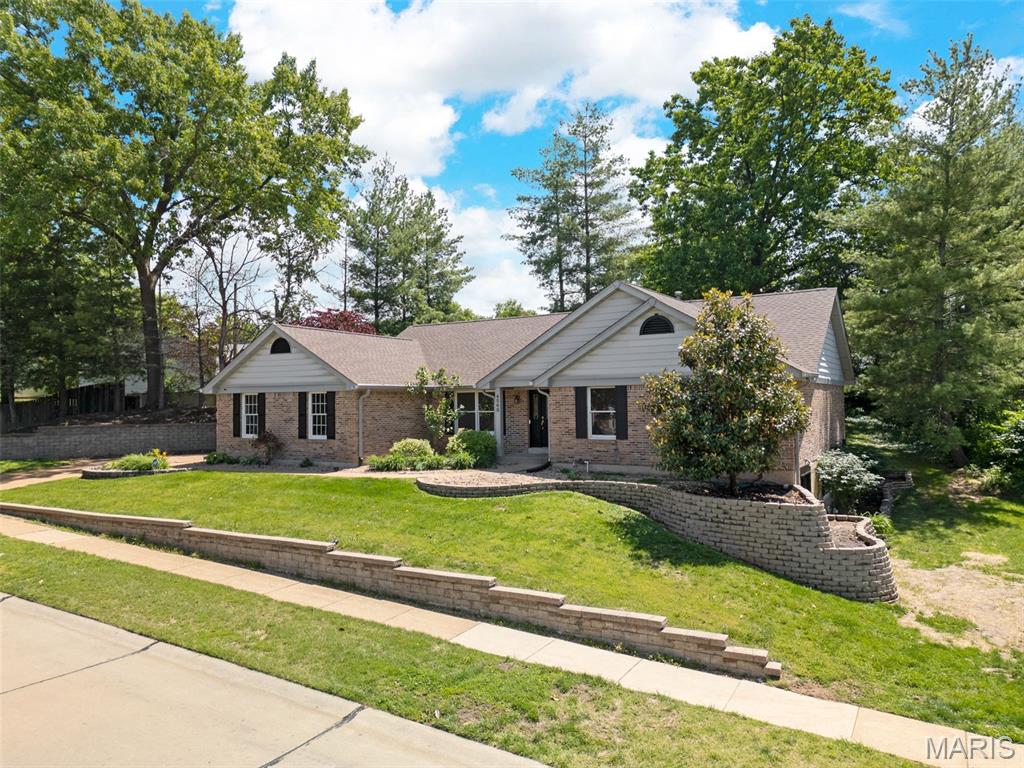 2nd image of 4568 Braungate Dr, Saint Louis, MO 63128 | MLS# MIS26019994