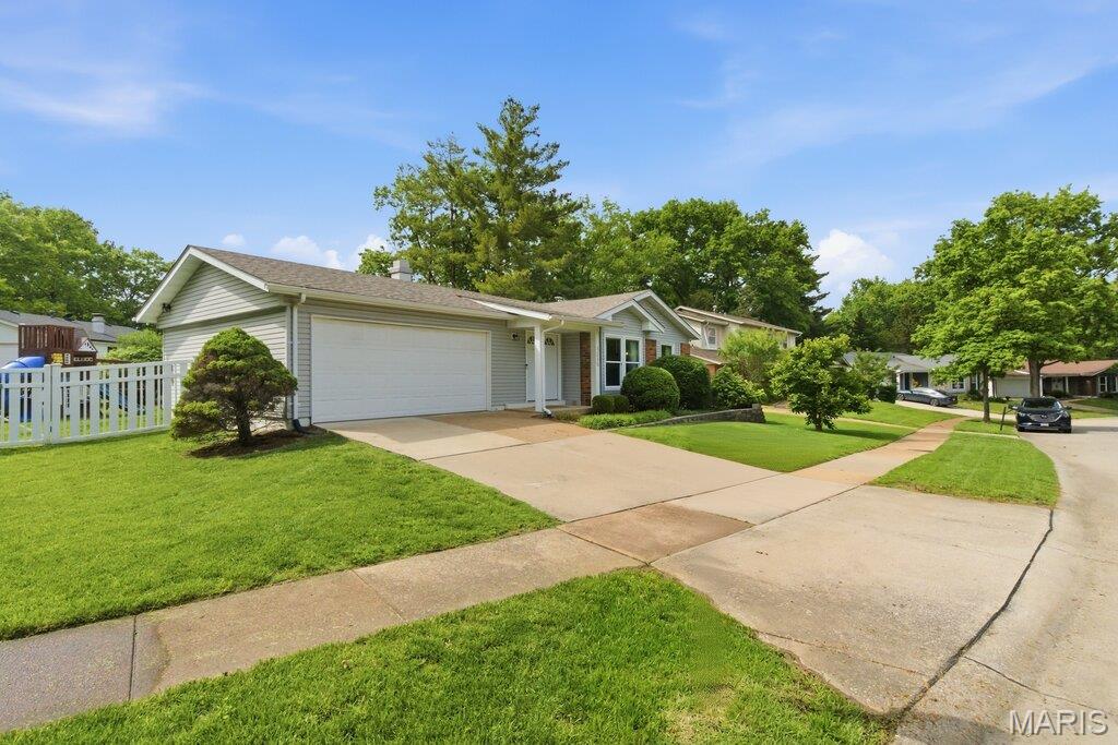 Homes for sale in Ballwin, MO | 1255 Jade Wind Cir, Ballwin, MO 63011 | MLS# MIS26020039