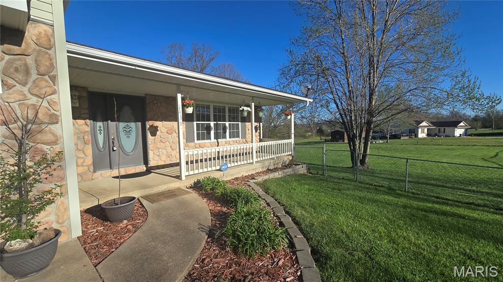 Homes for sale in Plato, MO | 13789 Valley Dale Dr, Plato, MO 65552 | MLS# MIS26020124