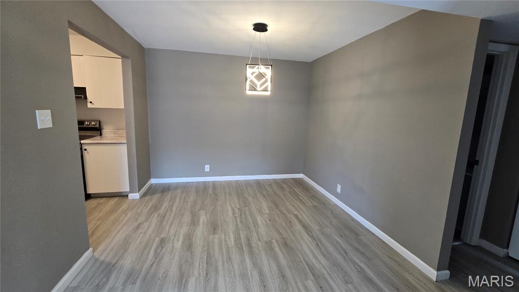3rd image of 1643 Summer Run Dr #23, Florissant, MO 63033 | MLS# MIS26020177
