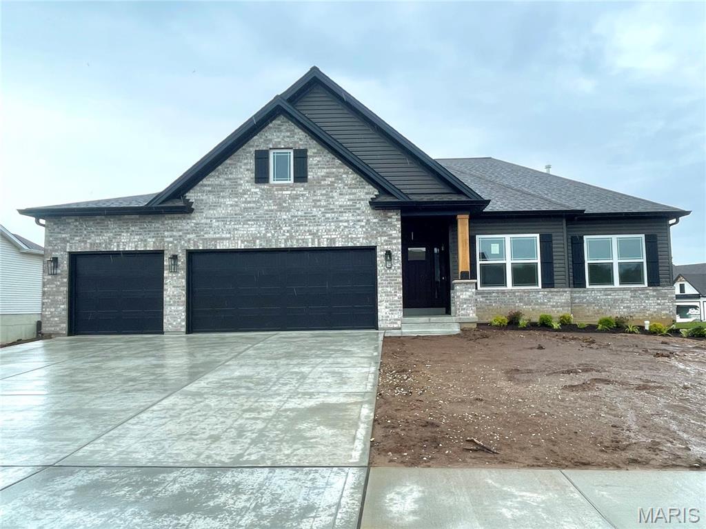 Homes for sale in Moscow Mills, MO | 505 Clarks Xing, Moscow Mills, MO 63362 | MLS# MIS26020909