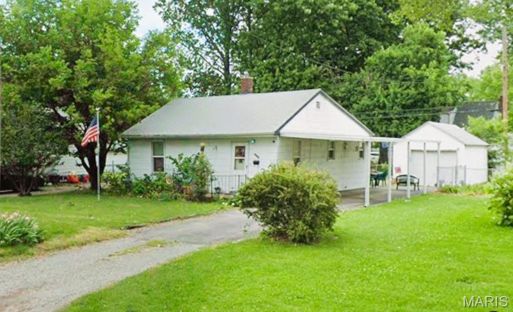 Homes for sale in Granite City, IL | 1713 Moro Ave, Granite City, IL 62040 | MLS# MIS26021070