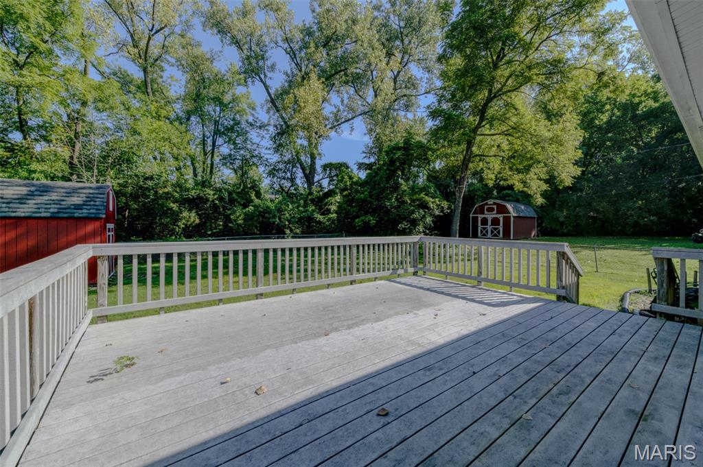 4th image of 10801 Canter Way Dr, Unincorporated, MO 63114 | MLS# MIS26021343