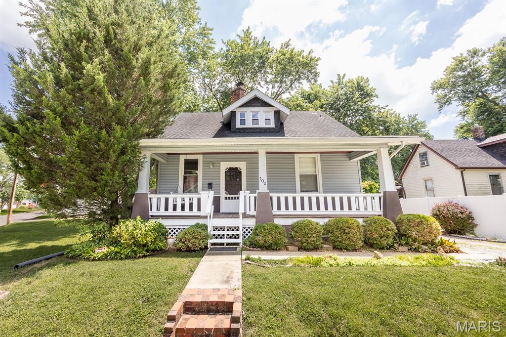 1st image of 102 S 35th St S, Belleville, IL 62226 | MLS# MIS26022366