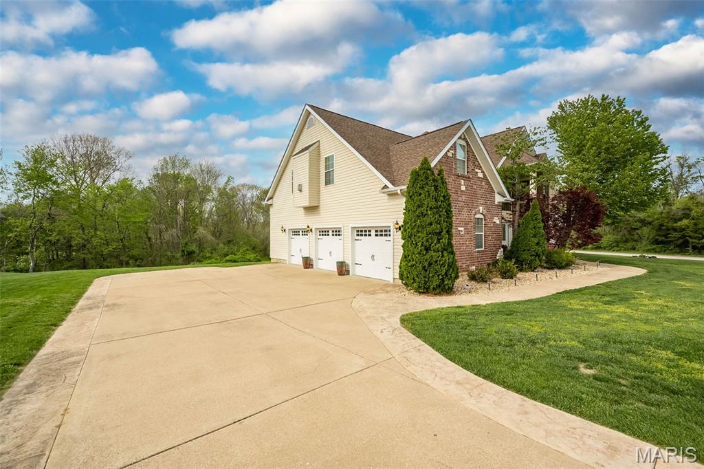 2nd image of 431 Ridge Meadow Ln, Washington, MO 63090 | MLS# MIS26023255