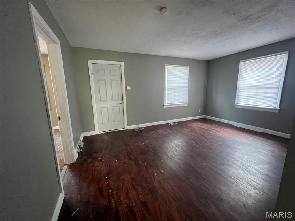2nd image of 26 Lamar Dr, Saint Louis, MO 63136 | MLS# MIS26023922
