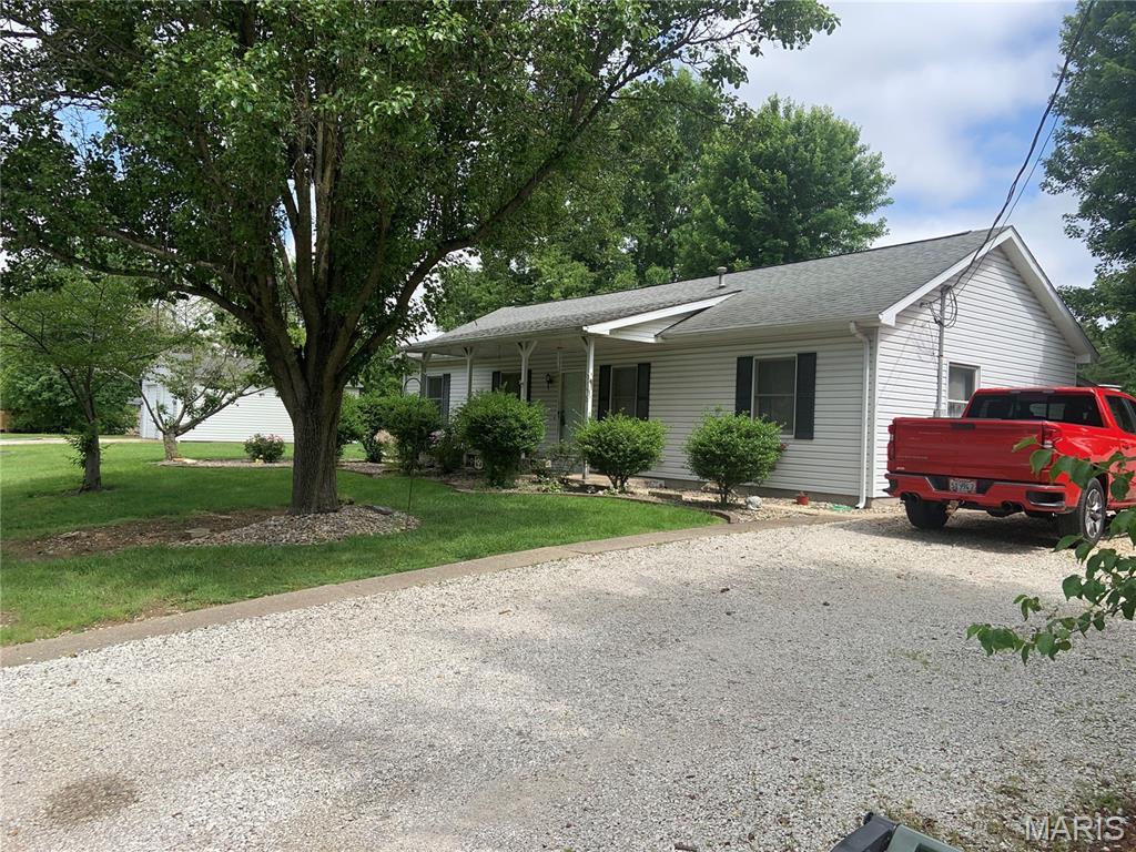 Homes for sale in New Athens, IL | 1115 Priscilla Ct, New Athens, IL 62264 | MLS# MIS26024844