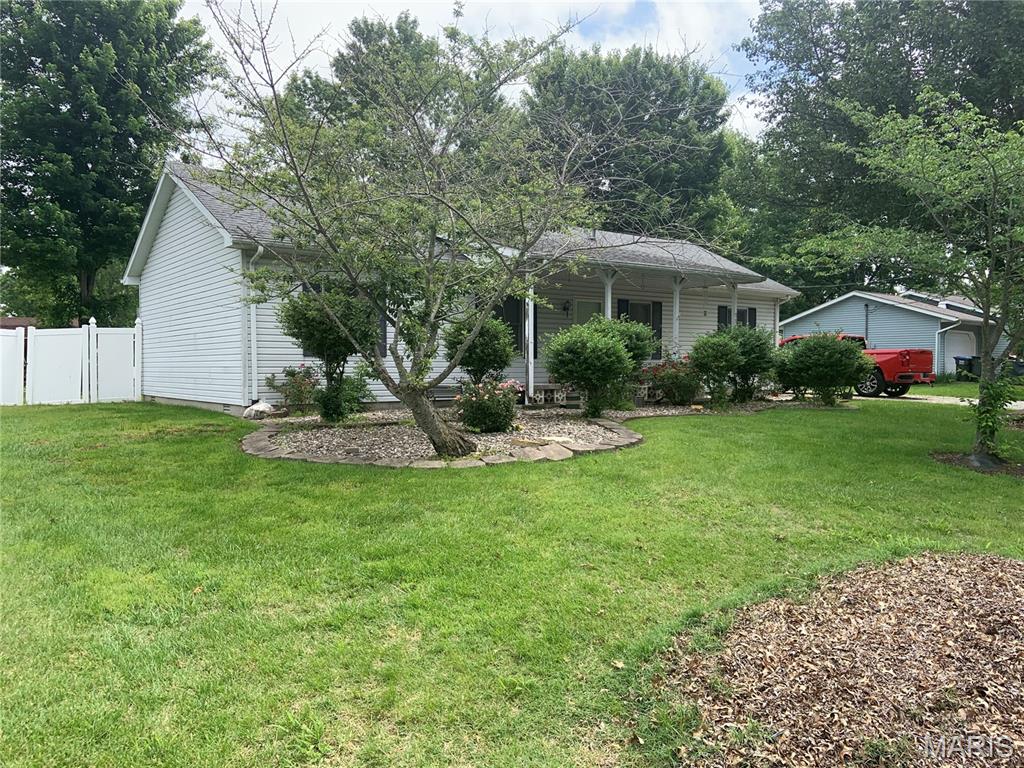 Homes for sale in New Athens, IL | 1115 Priscilla Ct, New Athens, IL 62264 | MLS# MIS26024844