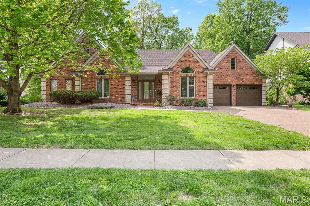 Homes for sale in Edwardsville, IL | 1005 Timberlake Dr, Edwardsville, IL 62025 | MLS# MIS26024888