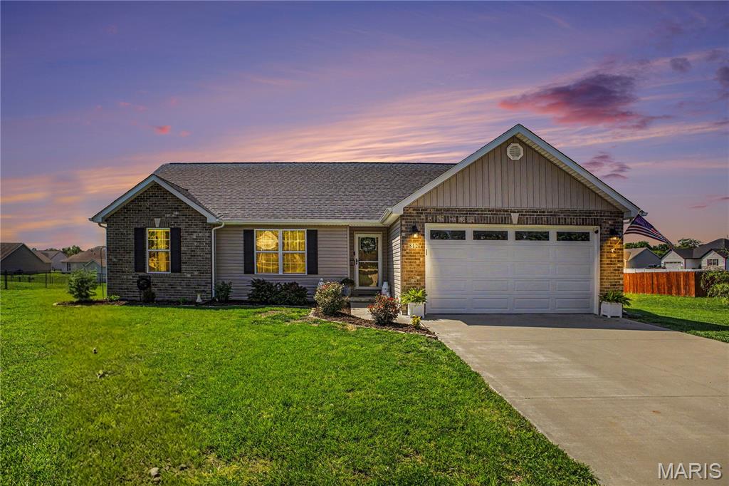 Homes for sale in Union, MO | 812 Bay Hill Blvd, Union, MO 63084 | MLS# MIS26025467