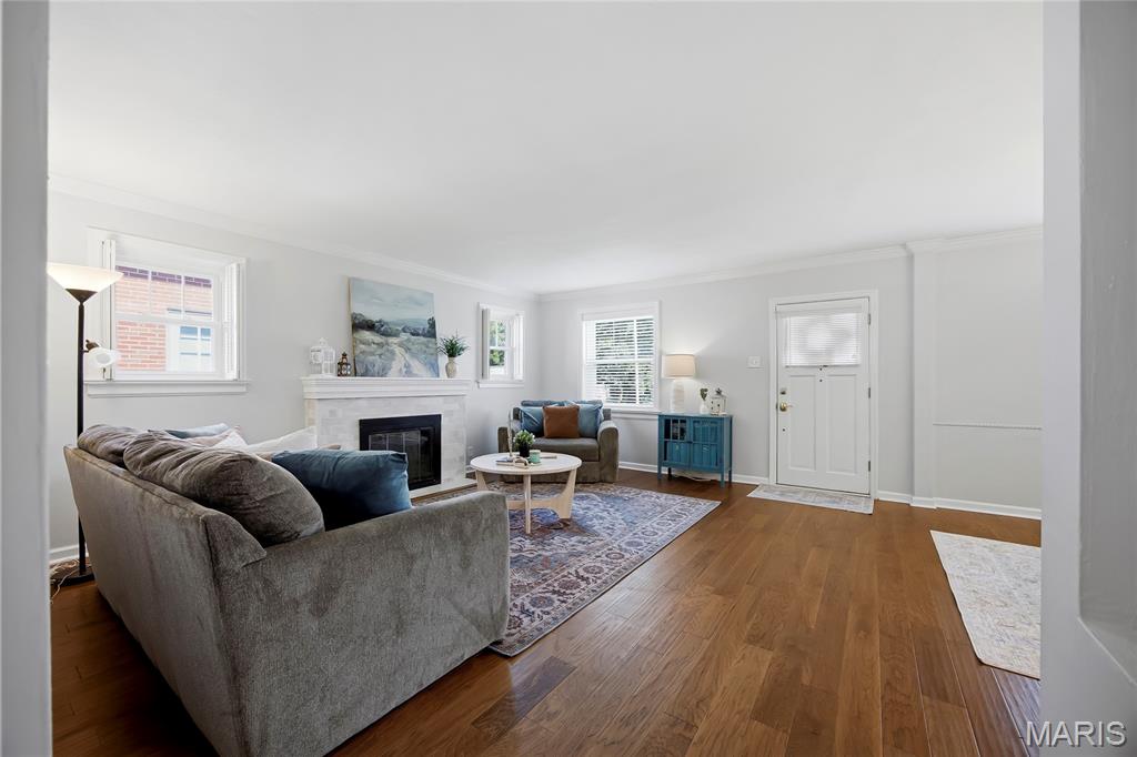 2nd image of 986 Glenbrook Ave, Saint Louis, MO 63122 | MLS# MIS26025521