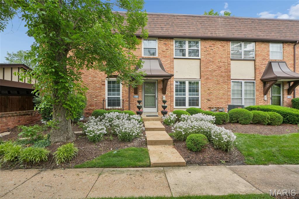 Homes for sale in St Louis, MO | 11717 Villa Dorado Dr, St Louis, MO 63146 | MLS# MIS26027654