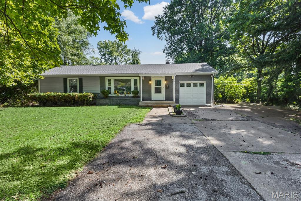 1st image of 7019 W B St, Belleville, IL 62223 | MLS# MIS26027800