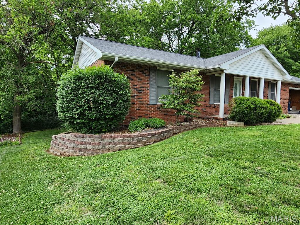 Homes for sale in Bethalto, IL | 12 Michael Ct, Bethalto, IL 62010 | MLS# MIS26028218