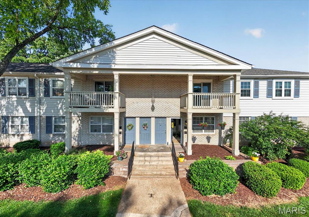3rd image of 1524 Swallow Dr, Saint Louis, MO 63144 | MLS# MIS26028645