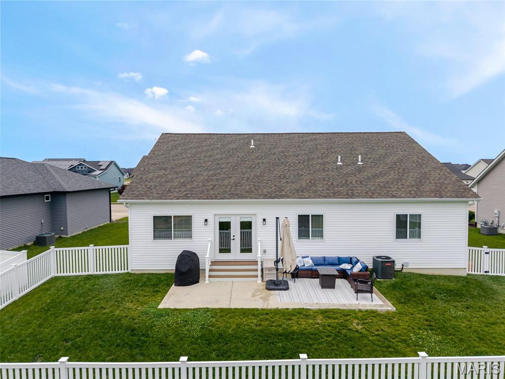 Homes for sale in Glen Carbon, IL | 7112 Richmond Dr, Glen Carbon, IL 62034 | MLS# MIS26028881